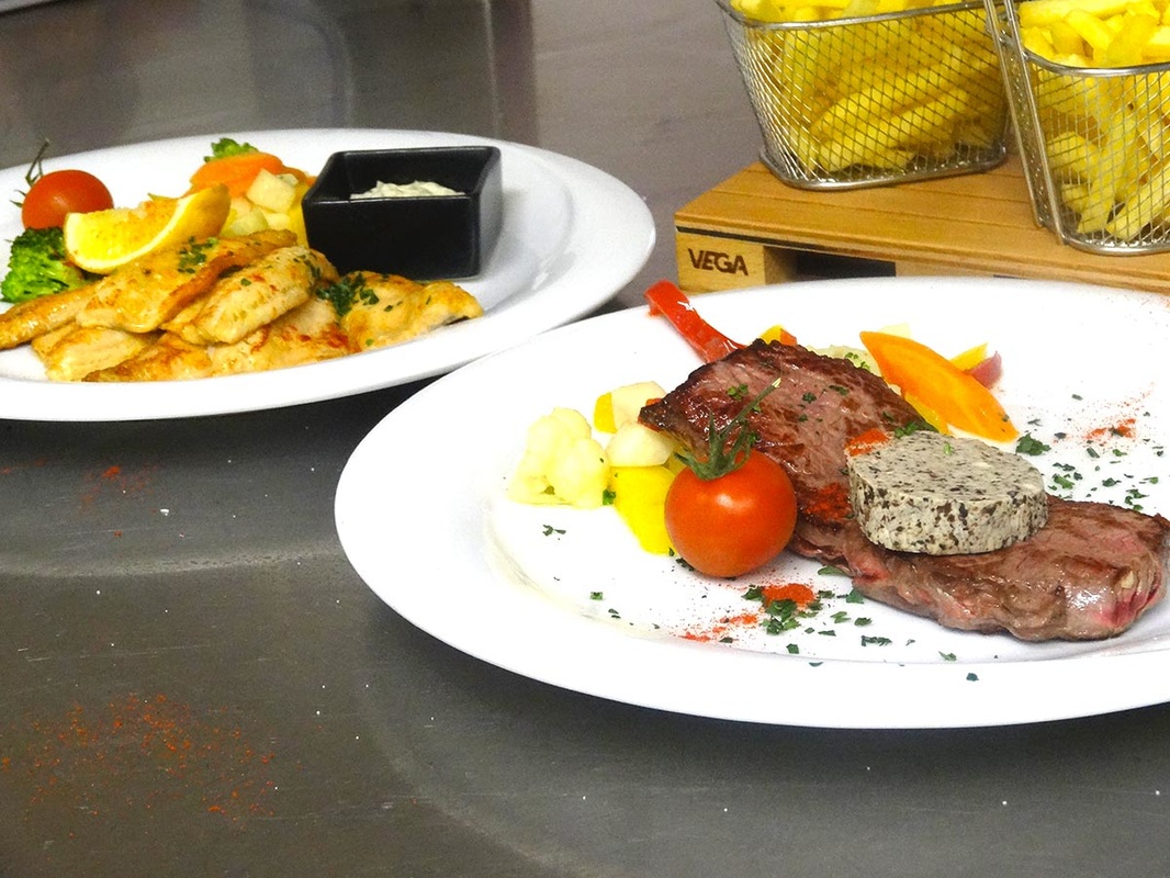 Filets de perches et steak de bœuf